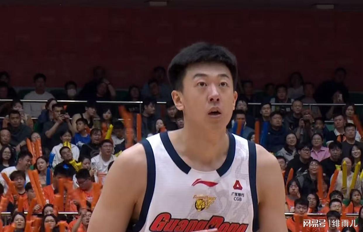 开云电竞客户端-确认不打了！广东第一外援接近常规赛报销，杜锋迎来下课倒计时？